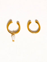 Load image into Gallery viewer, Talon 18K Gold Non-Tarnish Pearl Hoop Ear Cuff
