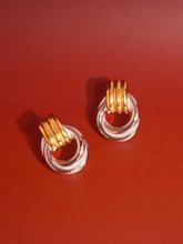 Load image into Gallery viewer, Wanda 18K Gold Non-Tarnish Classic Hoop Earring
