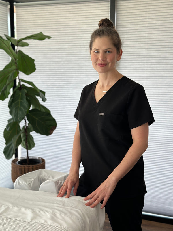 Headshot for Amanda a licensed massage therapist at Young & Bloom Skin Spa in Saratoga Springs NY