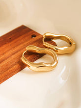 Load image into Gallery viewer, Darcy 18K Gold Non-Tarnish Oval Hoop Earring
